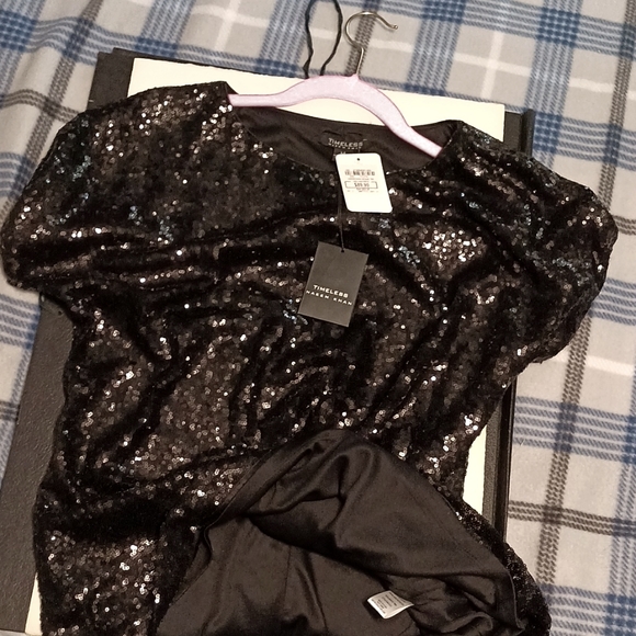 Black sequined lined top - Picture 3 of 3